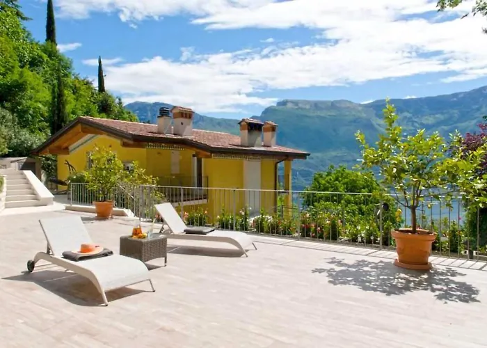 Loft Diva View By Gardadomusmea