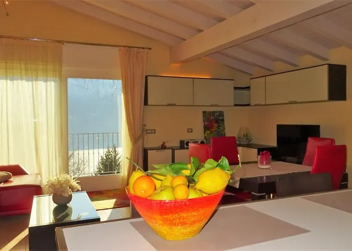 Loft Diva View By Gardadomusmea Apartment