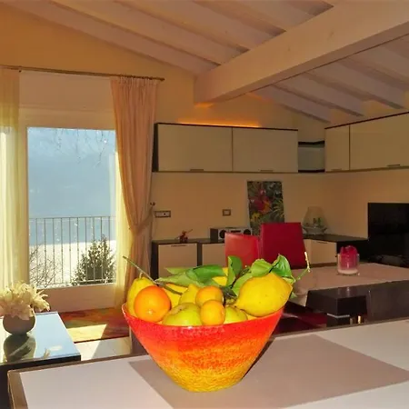 Loft Diva View By Gardadomusmea شقة