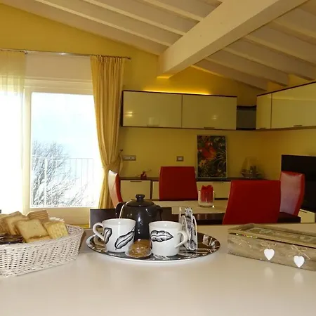 Loft Diva View By Gardadomusmea Tremosine