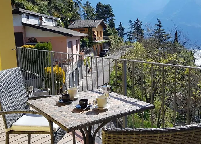 Loft Diva View By Gardadomusmea Apartament